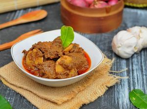 7 Rendang Sayuran yang Lezat, Daka-daka hingga Jengkol 7 Rendang Sayuran yang Lezat, Daka-daka hingga Jengkol