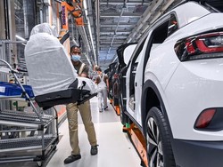 Perang Dagang AS dan Dampaknya Buat Industri Otomotif