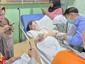 Wanita di Palembang Ditusuk 10 Kali oleh Mantan Suami karena Tolak Diajak Rujuk Wanita di Palembang Ditusuk 10 Kali oleh Mantan Suami karena Tolak Diajak Rujuk