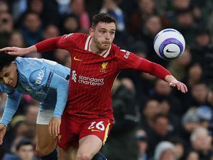 Robertson Akui Liverpool Belum Memenuhi Potensi