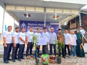 ASDP Salurkan Bantuan Sembako dan 52 Bibit Pohon di Aceh