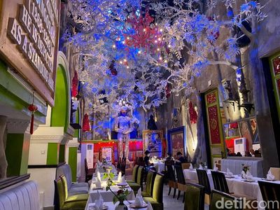 Cantiknya House of Tugu, Makan Ditemani Koleksi Benda Bersejarah