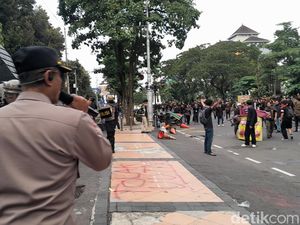 4 Orang Diamankan dari Aksi di Semarang, Kapolrestabes Sebut Ada Provokasi 4 Orang Diamankan dari Aksi di Semarang, Kapolrestabes Sebut Ada Provokasi