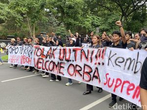 #TolakRevisiUUTNI dan #IndonesiaGelap Bergema Keras di Medsos