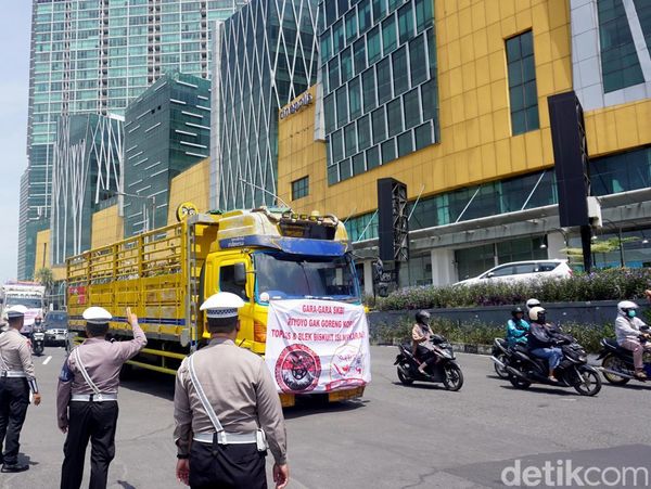 Demo Sopir Truk soal Pembatasan Angkutan Barang