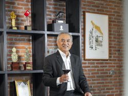 Mimpi Gus Rai Bawa Anggur Lokal Sejajar dengan Wine Asing