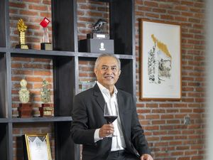 Mimpi Gus Rai Bawa Anggur Lokal Sejajar dengan Wine Asing