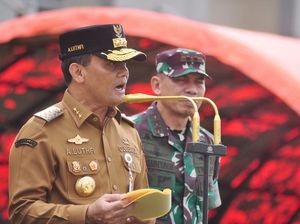 Gubernur Jateng Minta Kendaraan Sumbu 3 Patuhi Aturan Pembatasan Saat Lebaran Gubernur Jateng Minta Kendaraan Sumbu 3 Patuhi Aturan Pembatasan Saat Lebaran
