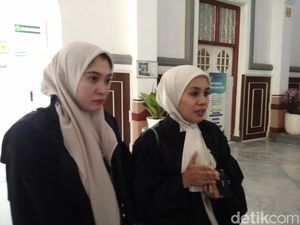 Pengacara Duga 2 Produk Skincare Bermerkuri Bukan Milik Mira Hayati Pengacara Duga 2 Produk Skincare Bermerkuri Bukan Milik Mira Hayati
