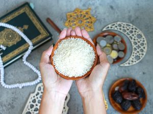 Siapa yang Wajib dan Tak Wajib Membayar Zakat Fitrah? Ini Penjelasannya Siapa yang Wajib dan Tak Wajib Membayar Zakat Fitrah? Ini Penjelasannya