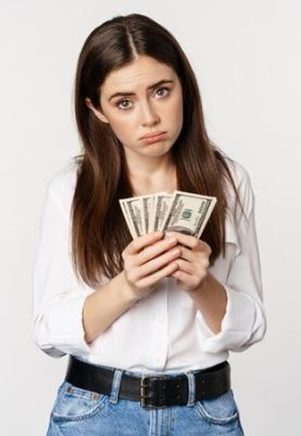 Jangan jadikan uang sebagai satu-satunya solusi/Foto: Freepik.com/benzoix