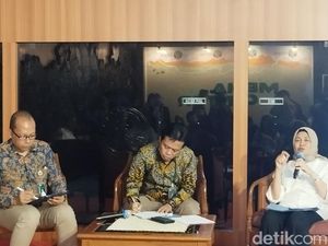 Kemenhut Segel 50 Properti di Hulu DAS Buntut Banjir Besar Jabodetabek Kemenhut Segel 50 Properti di Hulu DAS Buntut Banjir Besar Jabodetabek