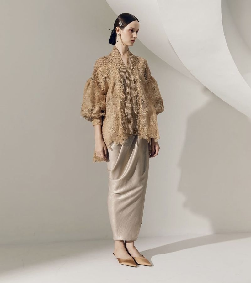 Model Baju Lebaran Wanita 2025 Inspirasi model dan warna baju lebaran wanita 2025.