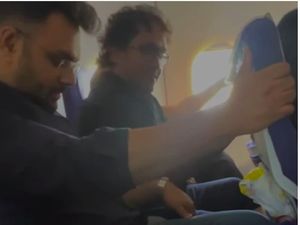 3 Penumpang Dapat Kursi Goyang, Hampir Kena Serangan Jantung 3 Penumpang Dapat Kursi Goyang, Hampir Kena Serangan Jantung