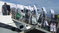 Jelang Lebaran, Santri Pulang Kampung ke Kepulauan Madura