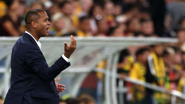 Soccer Football - World Cup - AFC Qualifiers - Third Round - Group C - Australia v Indonesia - Allianz Stadium, Sydney, Australia - March 20, 2025 Indonesia coach Patrick Kluivert reacts REUTERS/Hollie Adams