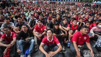 Namun menjelang akhir laga gawang yang dikawal Marten Paes harus kebobolan lagi, skor akhir 5-1 untuk kemenangan Australia.