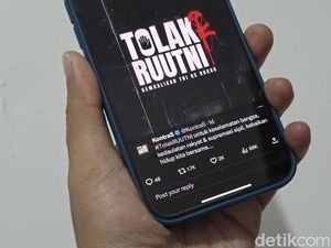#TolakRUUTNI Menggema Lagi, Warganet Menolak Dwifungsi Militer #TolakRUUTNI Menggema Lagi, Warganet Menolak Dwifungsi Militer