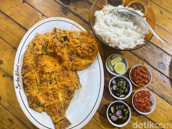 50 Ekor Gurame Bakar Ludes Sehari di Warung Hidden Gem Ini