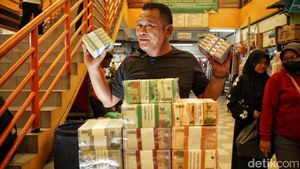 Jelang Lebaran, Jasa Tukar Uang Baru Makin Marak