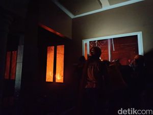 Kantor Kemenag Demak Kebakaran!