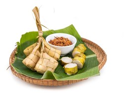 6 Tips Beli Ketupat atau Lontong Matang yang Kualitasnya Bagus