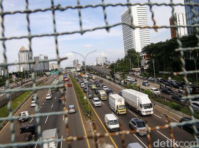 Operasional Truk Dibatasi Saat Mudik Lebaran 2025