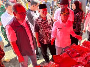 Tekan Inflasi Jelang Lebaran, Bupati Mojokerto Gencarkan Pasar Murah Tekan Inflasi Jelang Lebaran, Bupati Mojokerto Gencarkan Pasar Murah