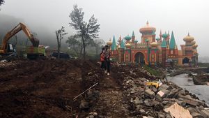 Penampakan Terkini Pembongkaran Hibisc Fantasy Puncak Bogor