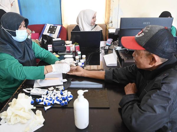 Periksa Kesehatan Gratis untuk Sopir Bus di Samarinda