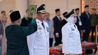 Gubernur Bobby Lantik Saipullah-Atika Jadi Bupati dan Wabup Madina
