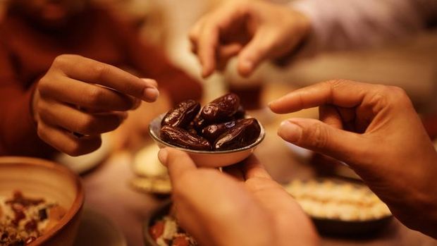 5 Tips Berbuka Puasa Tanpa Lonjakan Gula Darah, Puasa Lebih Sehat!