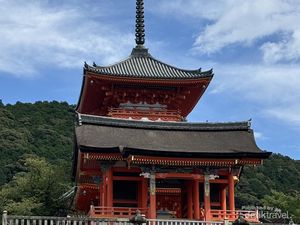 Menjelajahi Keagungan Kuil Kiyomizu-dera yang Megah di Kyoto Menjelajahi Keagungan Kuil Kiyomizu-dera yang Megah di Kyoto