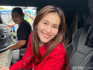 Cerita Ayu Ting Ting Ikut Bangunin Sahur Warga Depok Cerita Ayu Ting Ting Ikut Bangunin Sahur Warga Depok