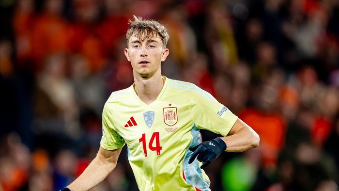 Dean Huijsen Spain defender Dean Huijsen participates in the match between the Netherlands and Spain at Stadium Feijenoord De Kuip for the UEFA Nations League Quarter-finals 1st leg season 2024-2025 in Rotterdam, Netherlands, on March 20, 2025. (Photo by Marcel van Dorst / EYE4images/NurPhoto via Getty Images)