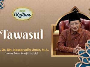 Tawasul: Perantara untul Mendekat kepada Allah Tawasul: Perantara untul Mendekat kepada Allah