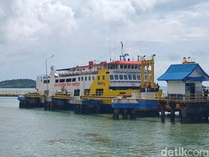 ASDP Batam Prediksi Lonjakan Penumpang Mudik Lebaran Tahun Ini Capai 15 Persen ASDP Batam Prediksi Lonjakan Penumpang Mudik Lebaran Tahun Ini Capai 15 Persen