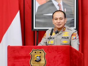 Tegas! Kapolda Riau Ancam Pecat Polisi Terlibat Narkoba Tegas! Kapolda Riau Ancam Pecat Polisi Terlibat Narkoba