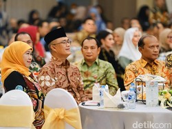 Sambut Kapolda Jatim Baru Nanang Avianto, Khofifah Berterima Kasih ke Imam Sugianto