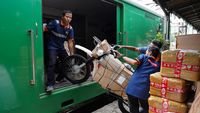 Permintaan Pengiriman Paket Sepeda Motor Meningkat Jelang Lebaran