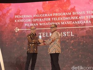 Telkomsel Raih Penghargaan Operator Telekomunikasi Terbaik Pilihan Wisman Telkomsel Raih Penghargaan Operator Telekomunikasi Terbaik Pilihan Wisman