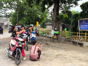 Ngabuburit Gratis Ala Warga Cirebon di Petilasan Sunan Kalijaga