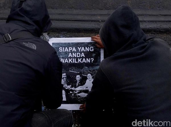 Demo Menolak Pengesahan UU TNI di Kota Malang