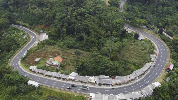 Foto Udara Jalur Lingkar Gentong Jelang Arus Mudik Lebaran