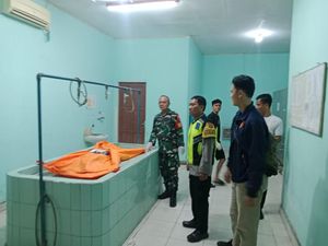 Pria Tewas Tertabrak KA Babaranjang di Prabumulih, Ini Ciri-cirinya Pria Tewas Tertabrak KA Babaranjang di Prabumulih, Ini Ciri-cirinya