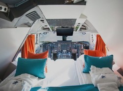 Hotel Pesawat Ikonik Bangkrut, Kini Terancam Dibongkar Jadi Besi Tua