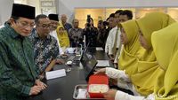 Potret Mendiktisaintek-Menag-Mensos Kunjungi SMA Unggulan CT Arsa Sukoharjo
