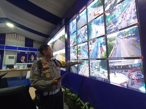 Arus Kendaraan dari Arah Jakarta ke Jabar Alami Peningkatan hingga 65% Arus Kendaraan dari Arah Jakarta ke Jabar Alami Peningkatan hingga 65%