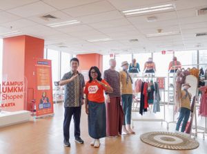 Shopee Beri Pembekalan Konten Digital bagi Karyawan-Kurir Pos Indonesia Shopee Beri Pembekalan Konten Digital bagi Karyawan-Kurir Pos Indonesia