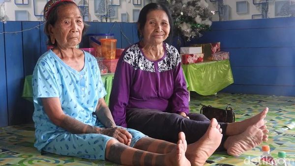 Potret Lem Dungau yang Bertato dan Bertelinga Panjang Tanda Bangsawan
